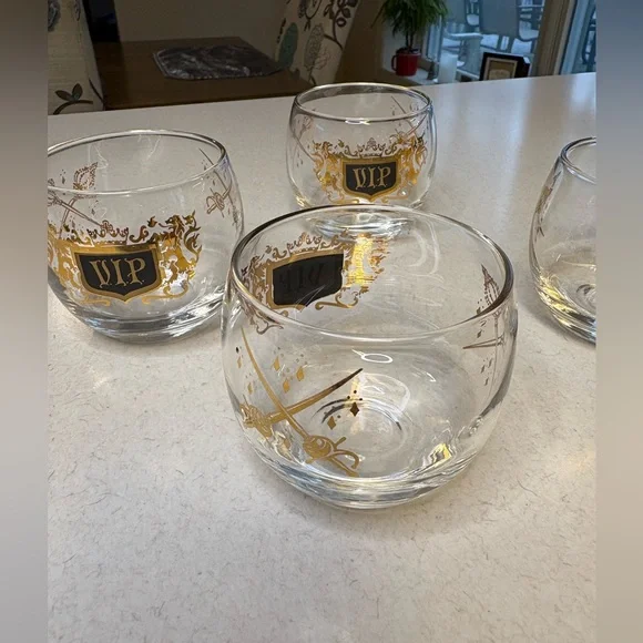 Set of 4 Vintage Mid-Century Modern “VIP” Cocktail Glasses - Picture 3 of 6